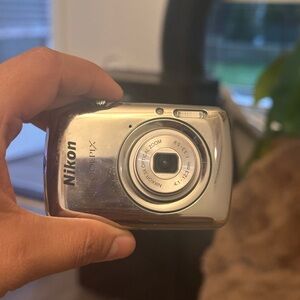 RARE - Nikon COOLPIX mini Silver Camera